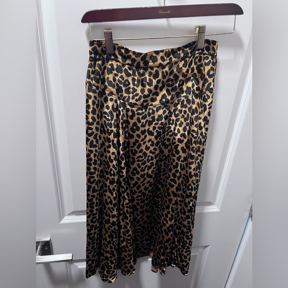 Marc Jacobs Leopard print skirt